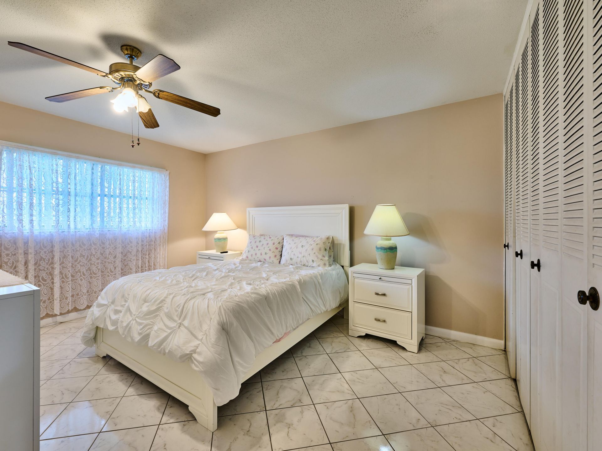 2804 Crosley Drive E, Unit F, West Palm Beach, FL 33415 Photo