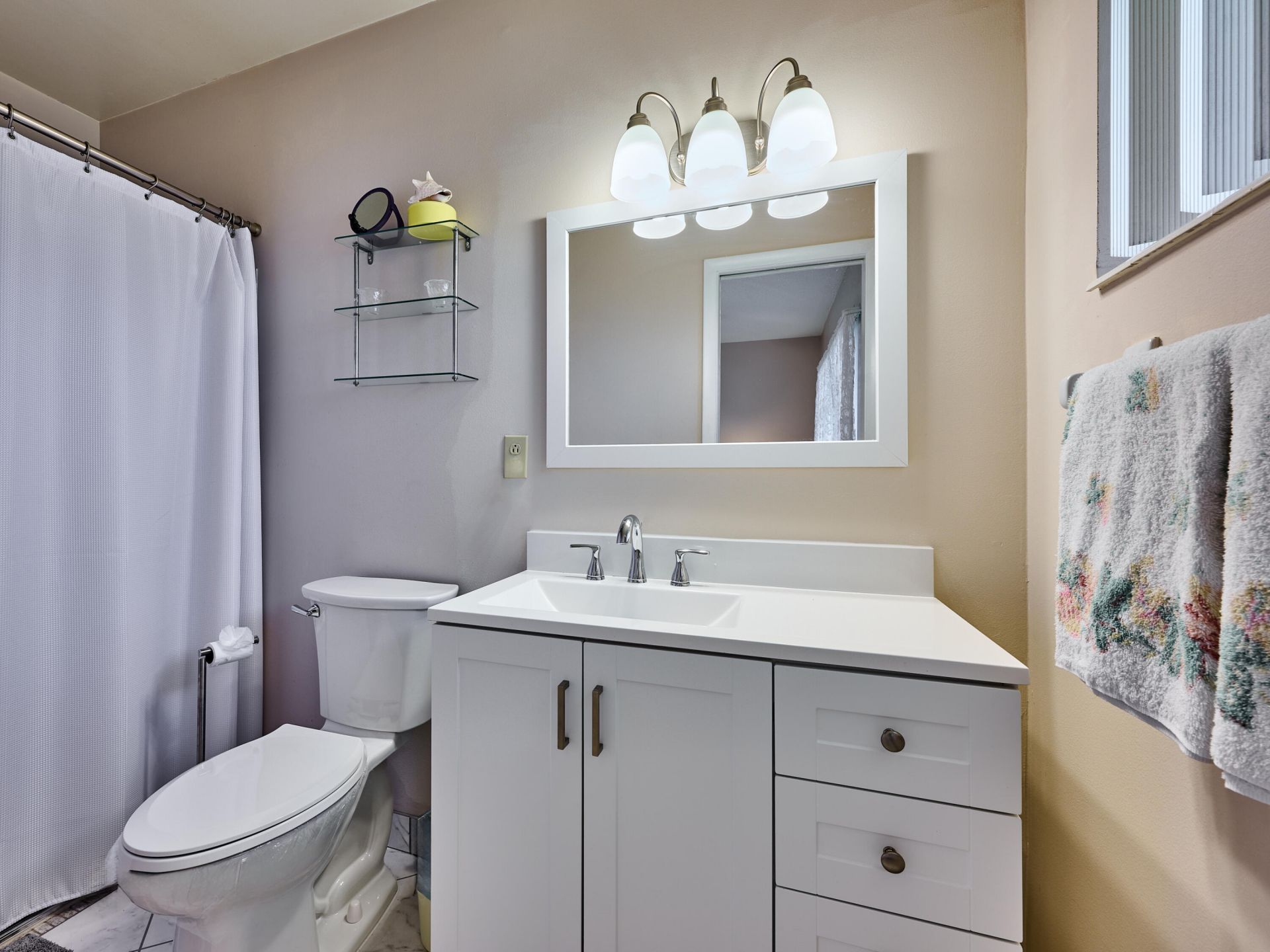 2804 Crosley Drive E, Unit F, West Palm Beach, FL 33415 Photo