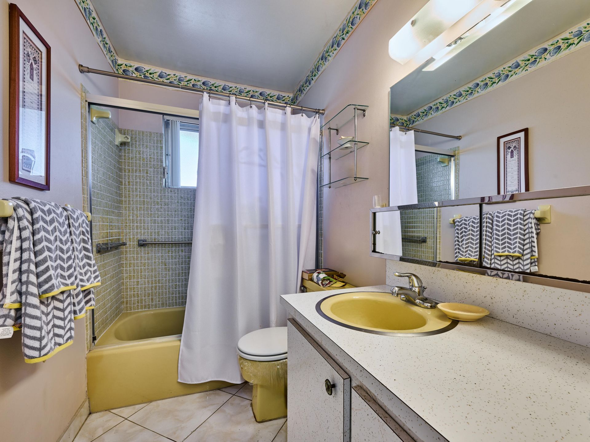 2804 Crosley Drive E, Unit F, West Palm Beach, FL 33415 Photo