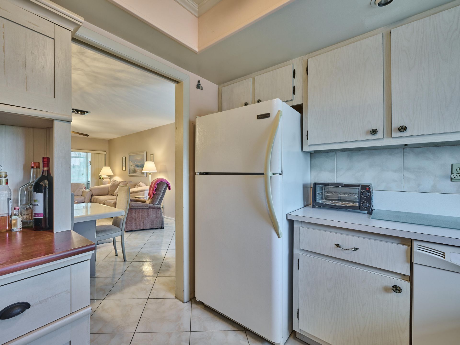 2804 Crosley Drive E, Unit F, West Palm Beach, FL 33415 Photo