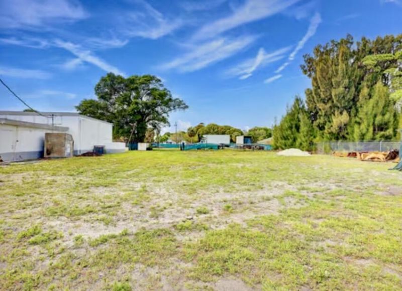 2108 Orange Avenue, Fort Pierce, FL 34982 Photo