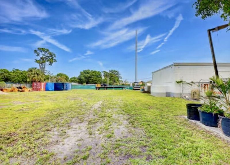2108 Orange Avenue, Fort Pierce, FL 34982 Photo