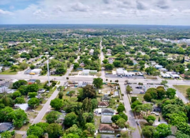 2108 Orange Avenue, Fort Pierce, FL 34982 Photo