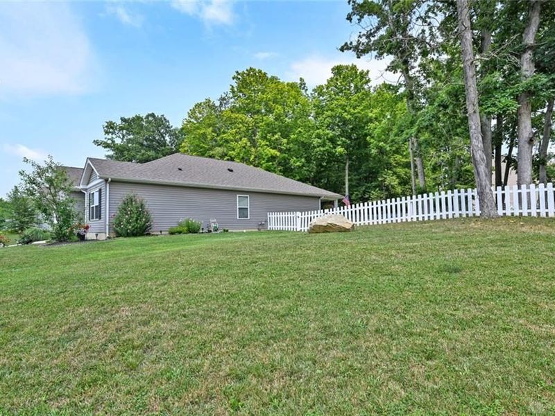 2263 Woodson Drive, Dayton, OH 45414 Photo 3
