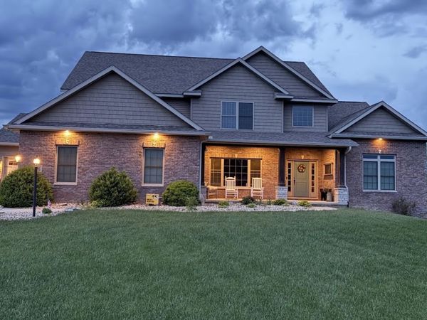 406 Cottingham Lane , Germantown Hills, IL 61548