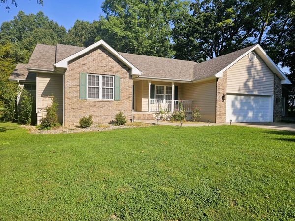 14687 N Lost Lake Lane , Mt Vernon, IL 62864