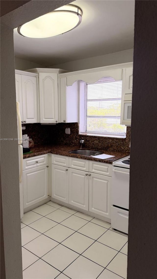 5100 W Flagler St , Unit 204, Miami, FL 33134 Photo