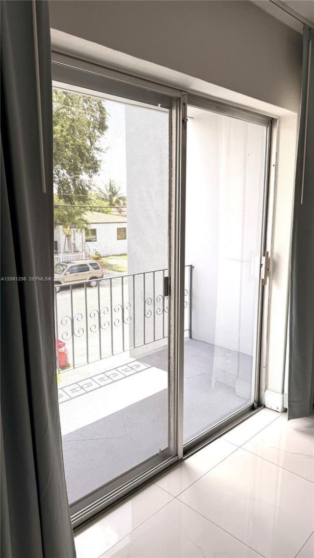 5100 W Flagler St, Unit 204, Miami, FL 33134 Photo