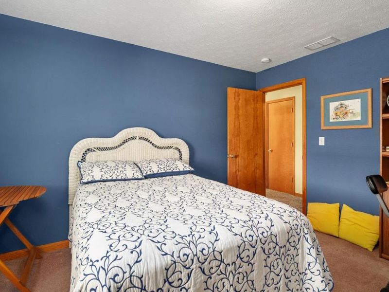 104 Maple Ridge, Mount Orab, OH 45154 Photo 13