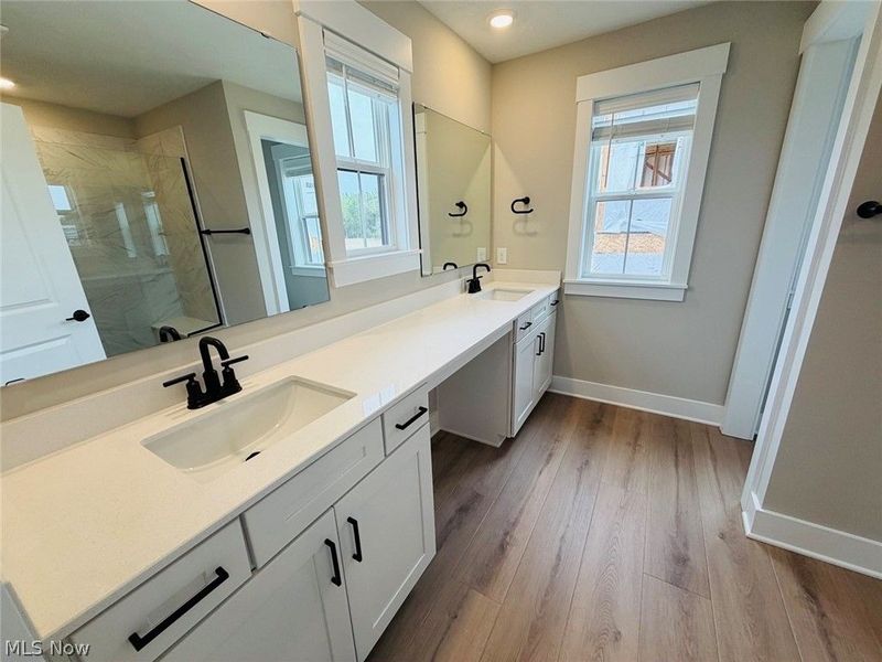 27395 Averi Lane , Orange, OH 44122 Photo 16