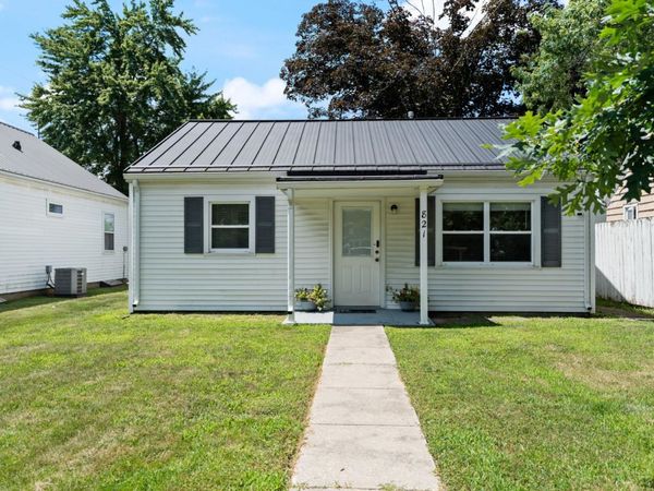 821 S 12th Street, Goshen, IN 46526