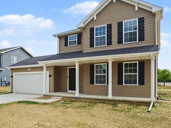 1301 Short Drive , Knox, IN 46534