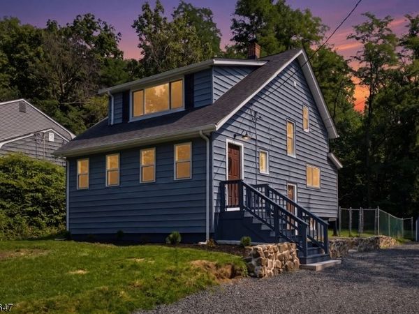 1104 N Washington Ave, Green Brook, NJ 08812
