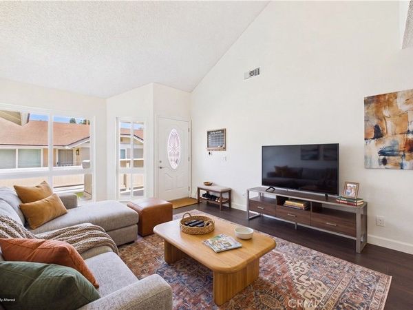 7735 Briarglen, Unit D, Stanton, CA 90680