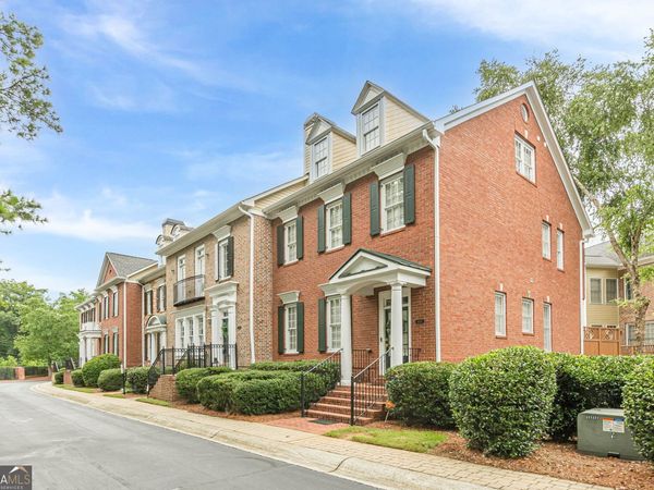 4678 Ivygate Circle SE, Atlanta, GA 30339