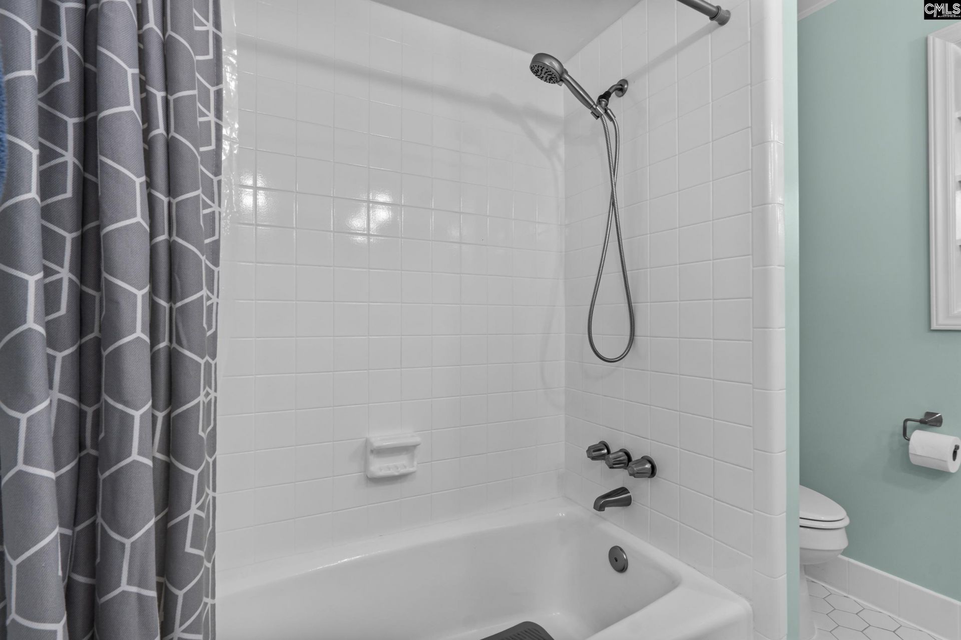 17 Archdale Road  Photo 25