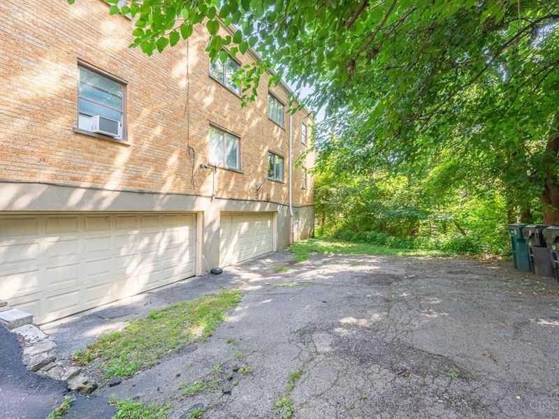 6428 Montgomery Road, Cincinnati, OH 45213 Photo 18