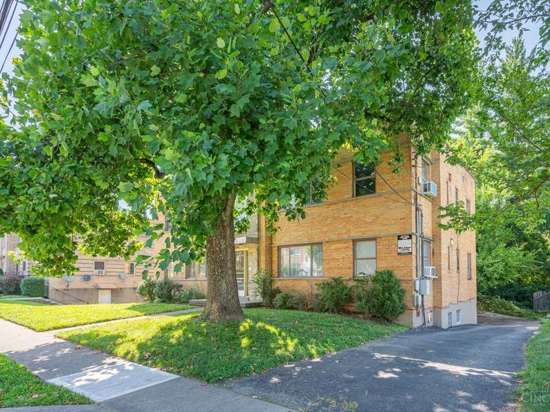 6428 Montgomery Road, Cincinnati, OH 45213 Photo 3