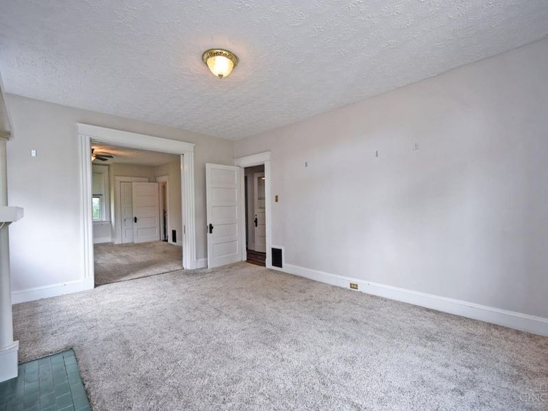 2331 Fairview Avenue, Cincinnati, OH 45219 Photo 7