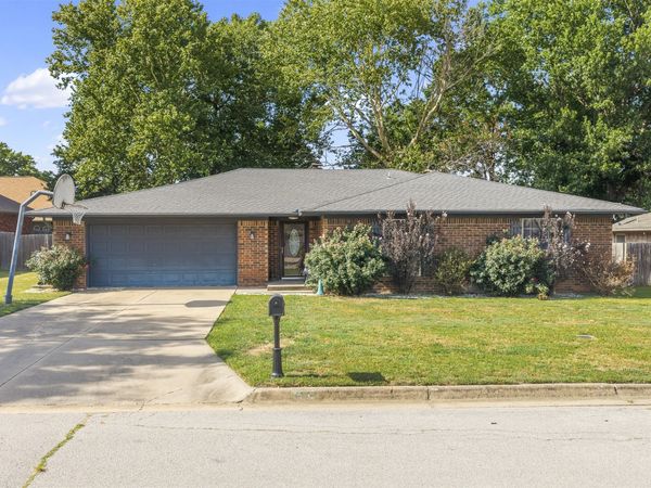 1501 Rosedale Street , Ardmore, OK 73401