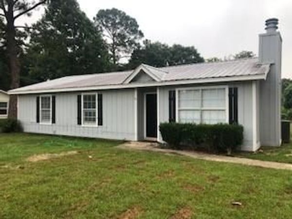 909 Dawes Road , Mobile, AL 36695