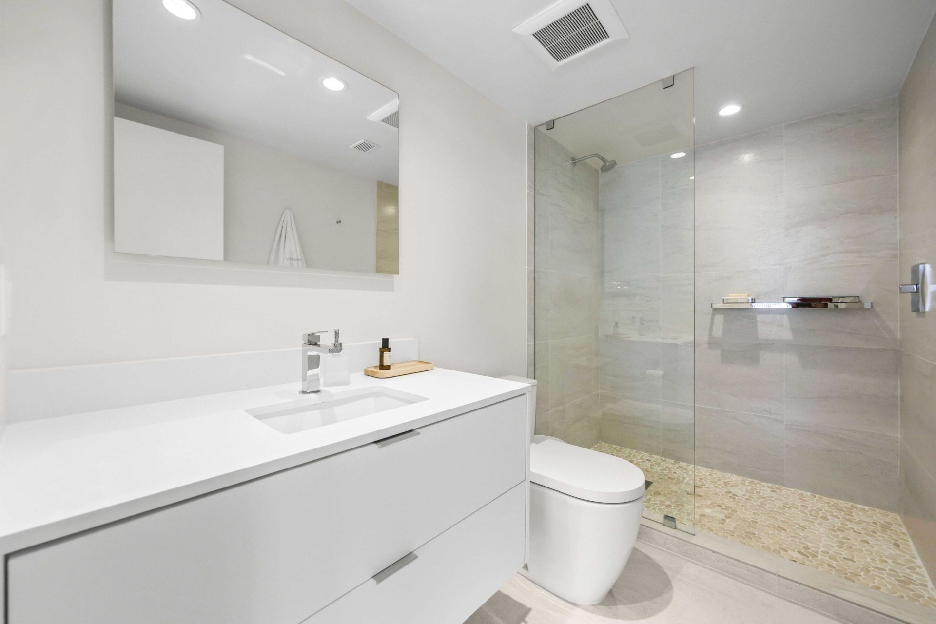2784 S Ocean Boulevard, Unit 203N, Palm Beach, FL 33480 Photo