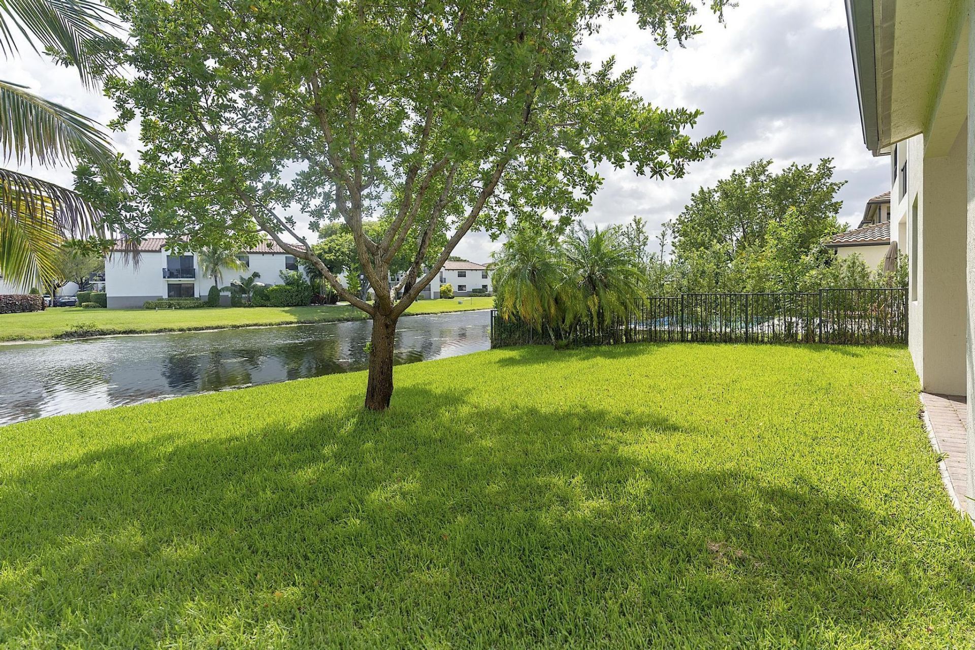 11824 SW 13th Court, Pembroke Pines, FL 33025 Photo
