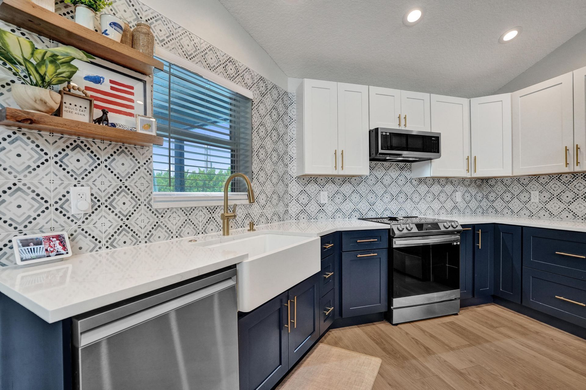 1711 W Oak Knoll Circle, Davie, FL 33324 Photo