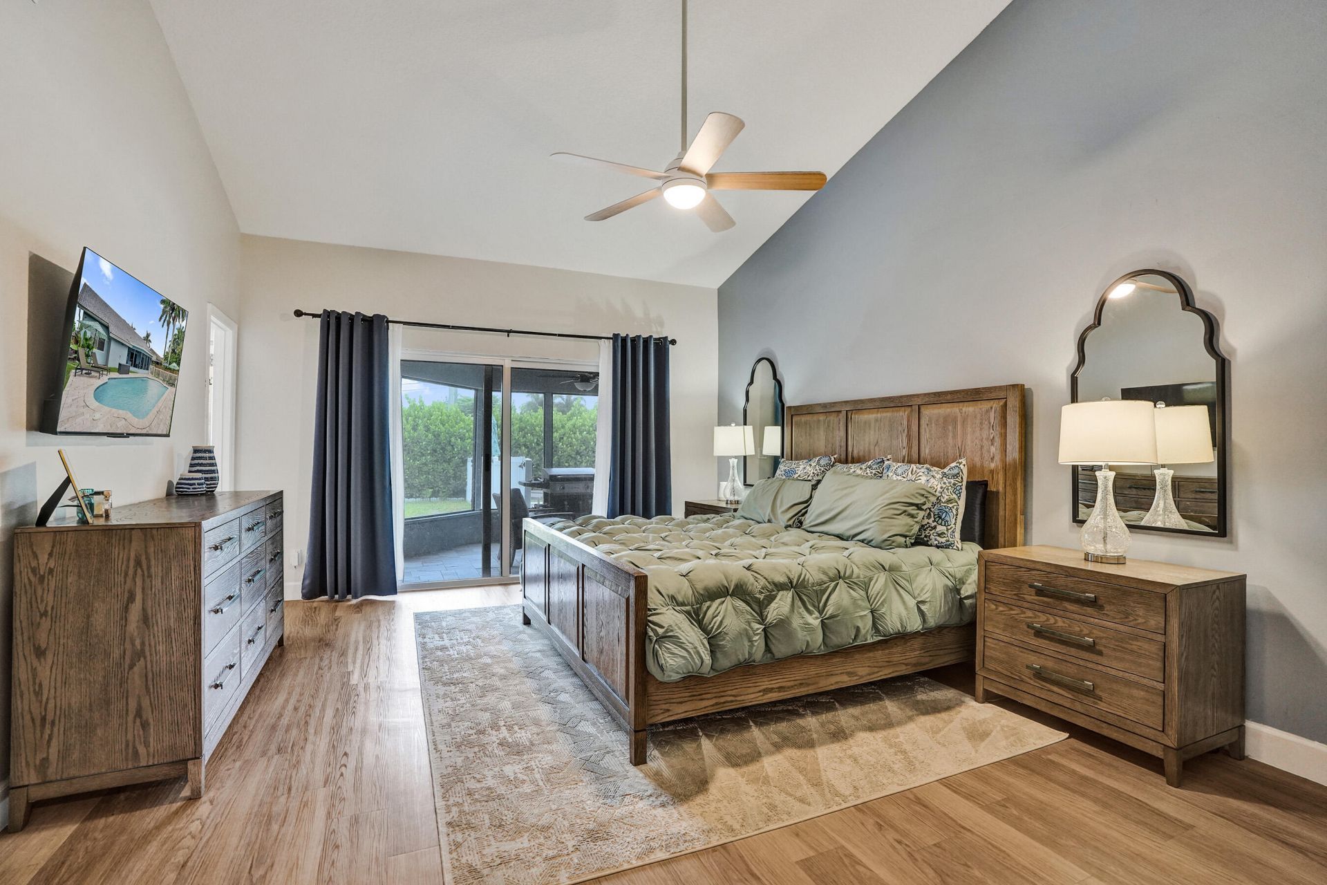 1711 W Oak Knoll Circle, Davie, FL 33324 Photo