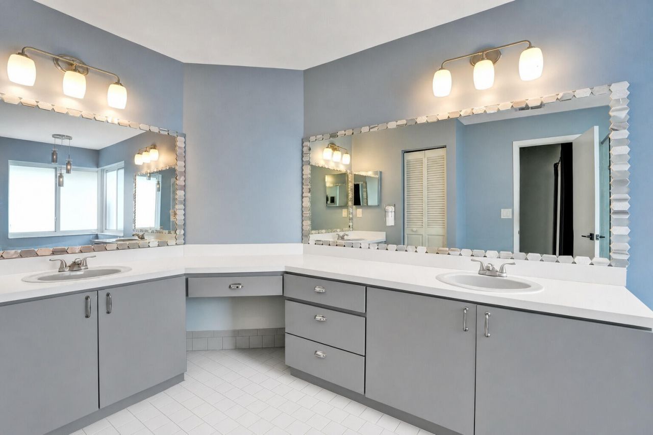 1711 W Oak Knoll Circle, Davie, FL 33324 Photo