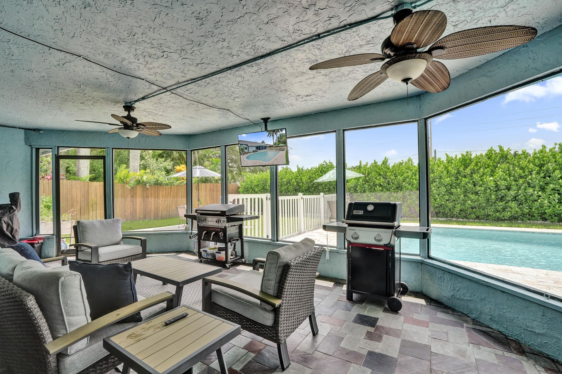 1711 W Oak Knoll Circle, Davie, FL 33324 Photo