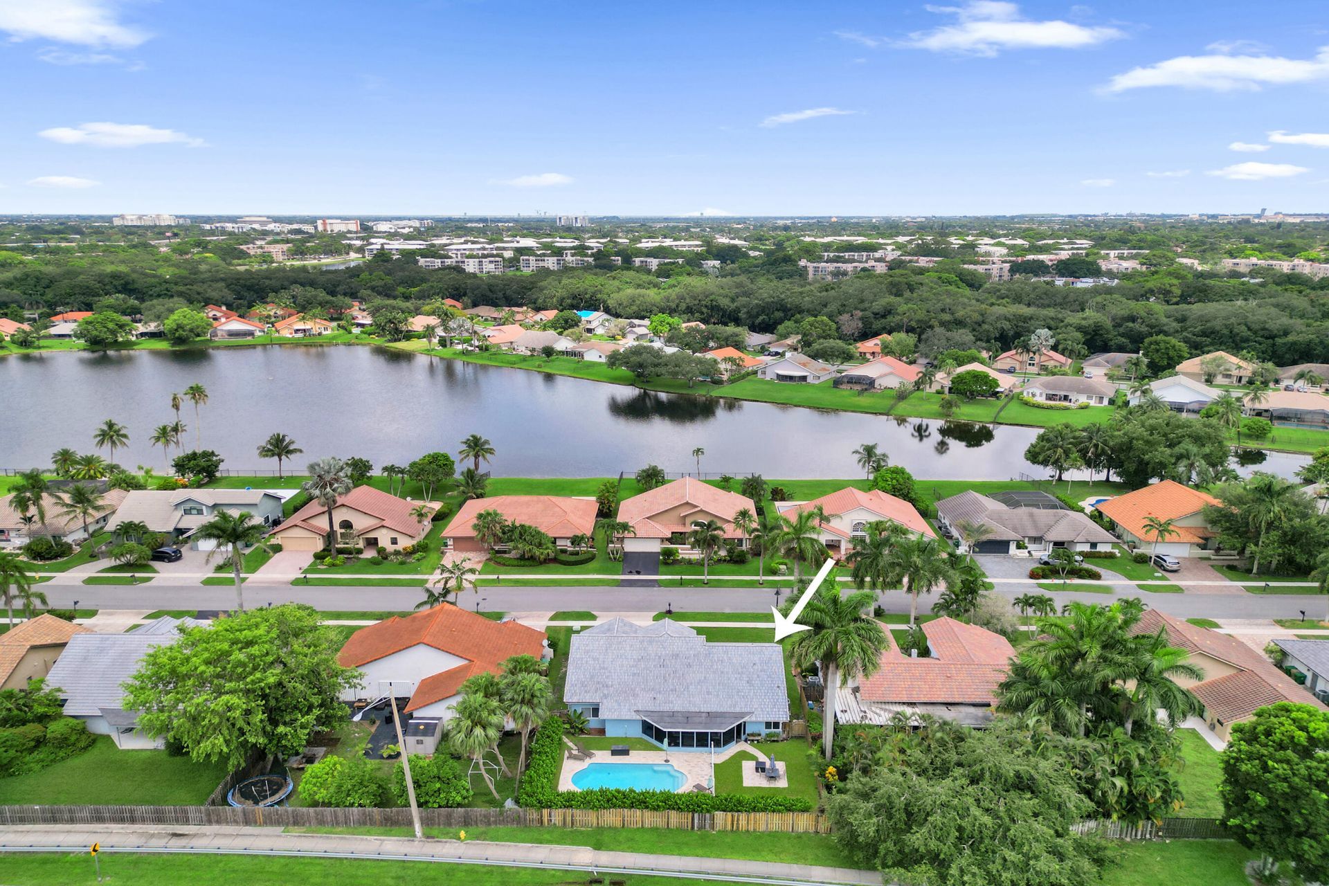 1711 W Oak Knoll Circle, Davie, FL 33324 Photo