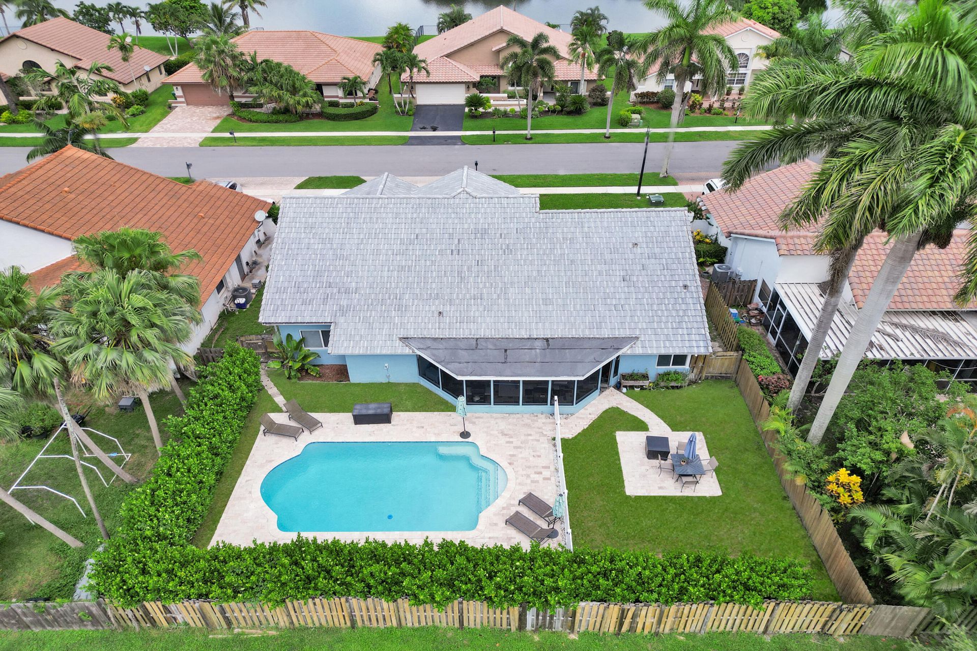 1711 W Oak Knoll Circle, Davie, FL 33324 Photo