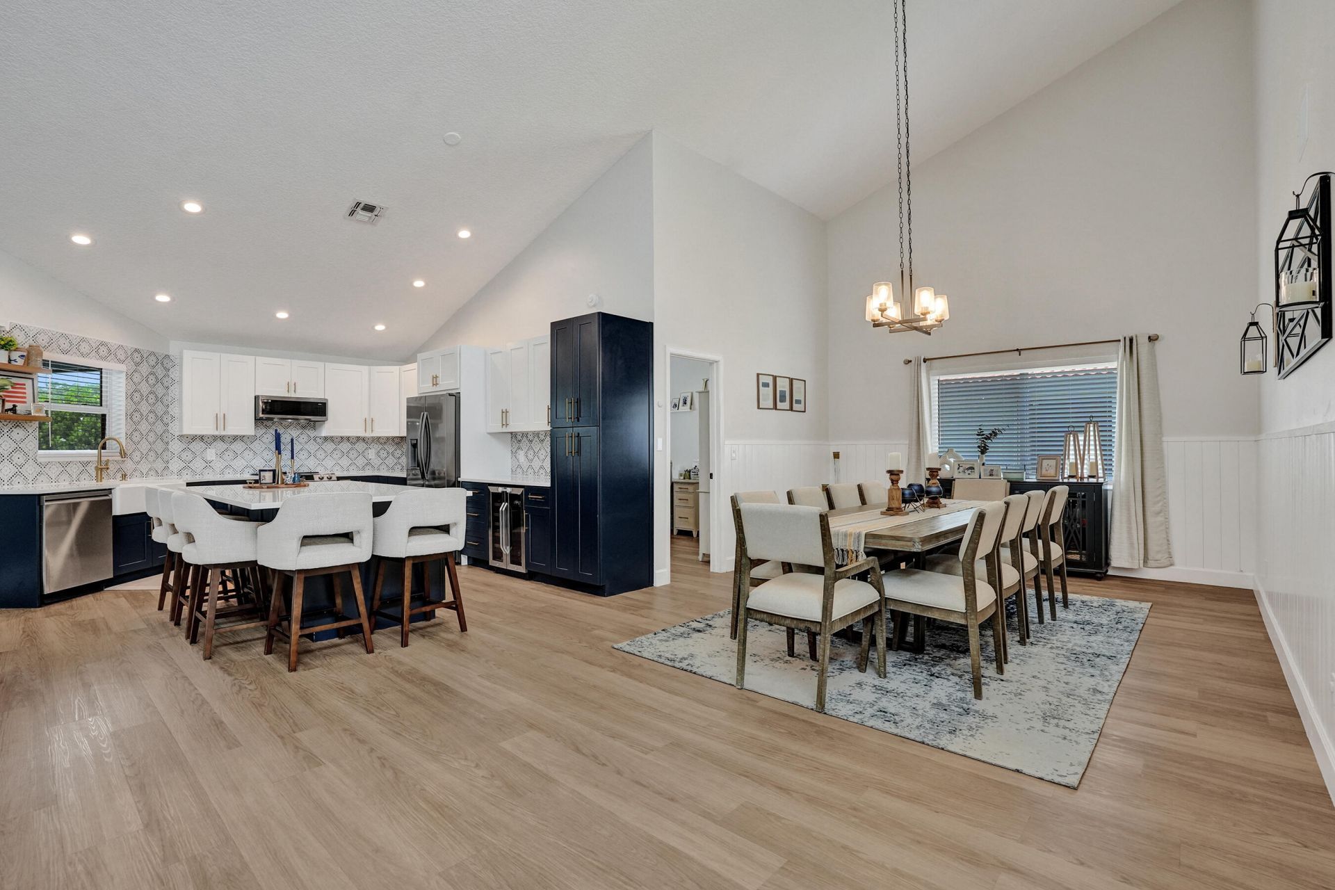 1711 W Oak Knoll Circle, Davie, FL 33324 Photo