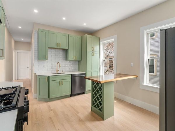 99 Beech Street, Unit 2, Belmont, MA 02478