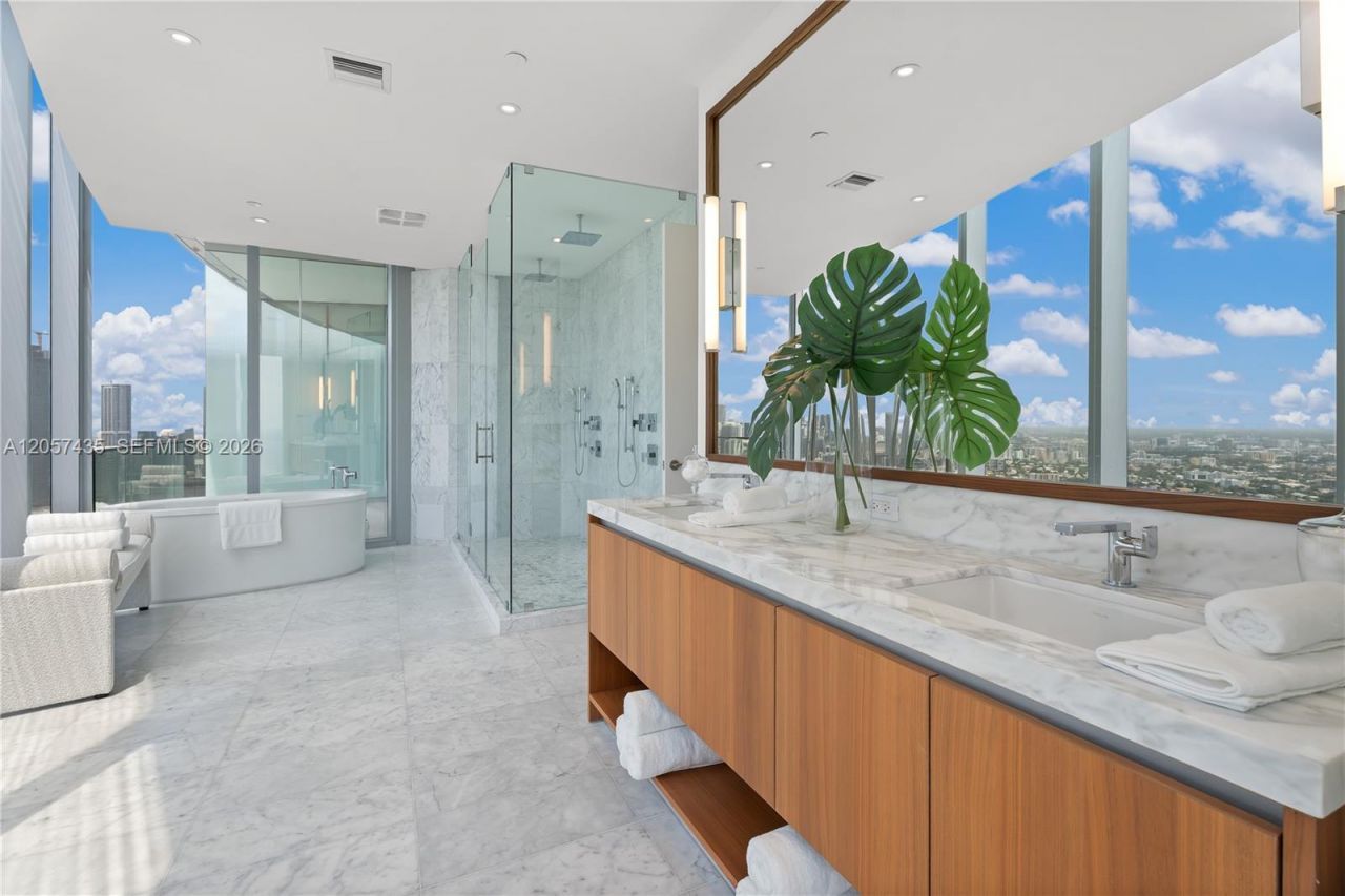 175 SE 25th St, Unit 4302, Miami, FL 33129 Photo