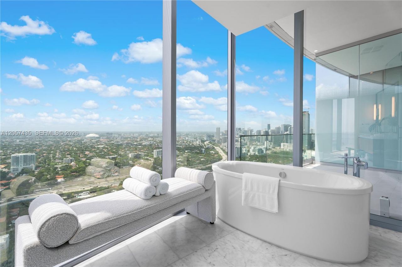 175 SE 25th St, Unit 4302, Miami, FL 33129 Photo