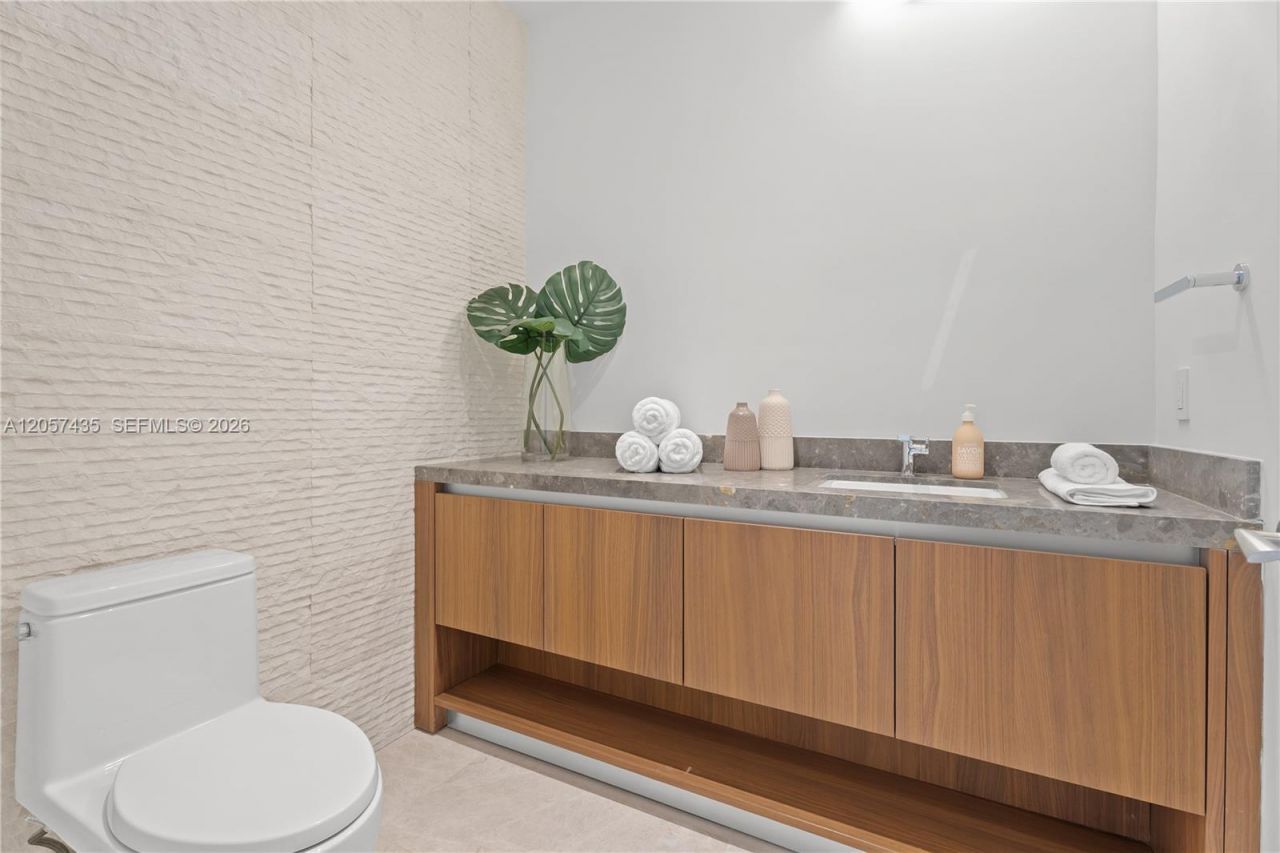 175 SE 25th St, Unit 4302, Miami, FL 33129 Photo