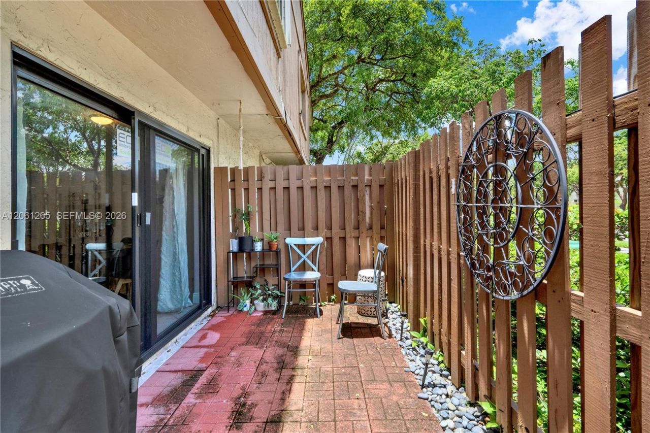 11490 SW 109th Rd , Unit 30F, Miami, FL 33176 Photo