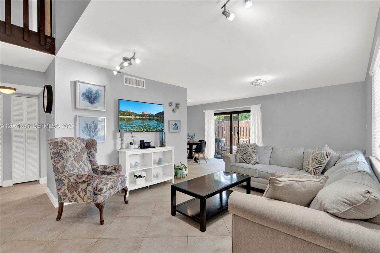 11490 SW 109th Rd , Unit 30F, Miami, FL 33176 Photo