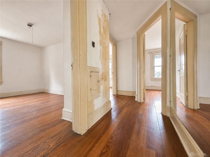 831 E Cecil Street, Springfield, OH 45503 Photo 9