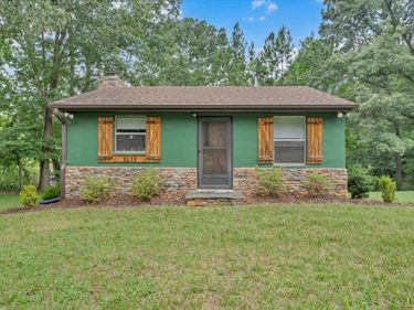 3533 Airport Road, Moneta, VA 24121