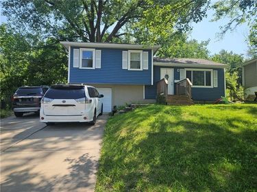 4925 N Smalley Avenue, Kansas City, MO 64119