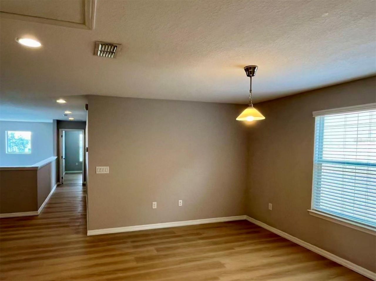 987 Fountain Coin Loop , Orlando, FL 32828 Photo