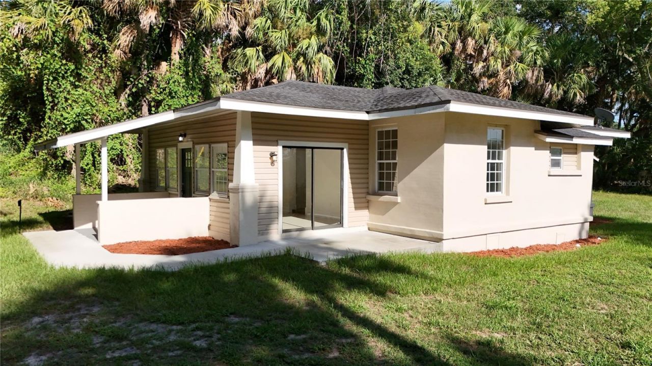 709 S Highland Street , Mount Dora, FL 32757 Photo