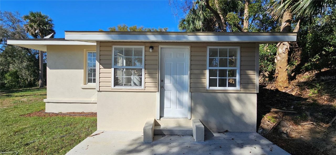 709 S Highland Street , Mount Dora, FL 32757 Photo