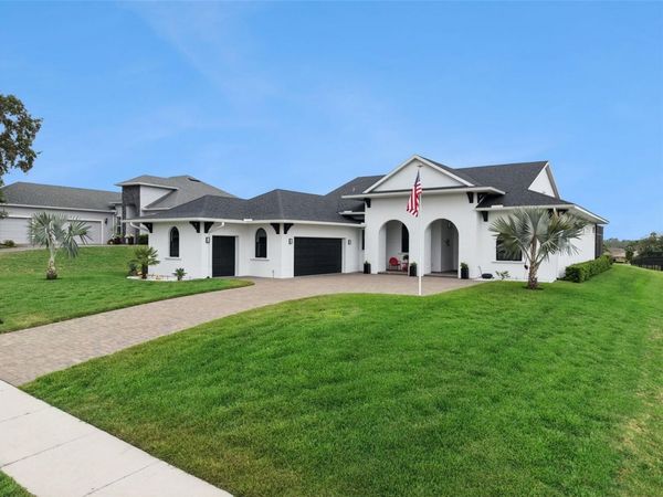 5141 GREENS DRIVE , LADY LAKE, FL 32159