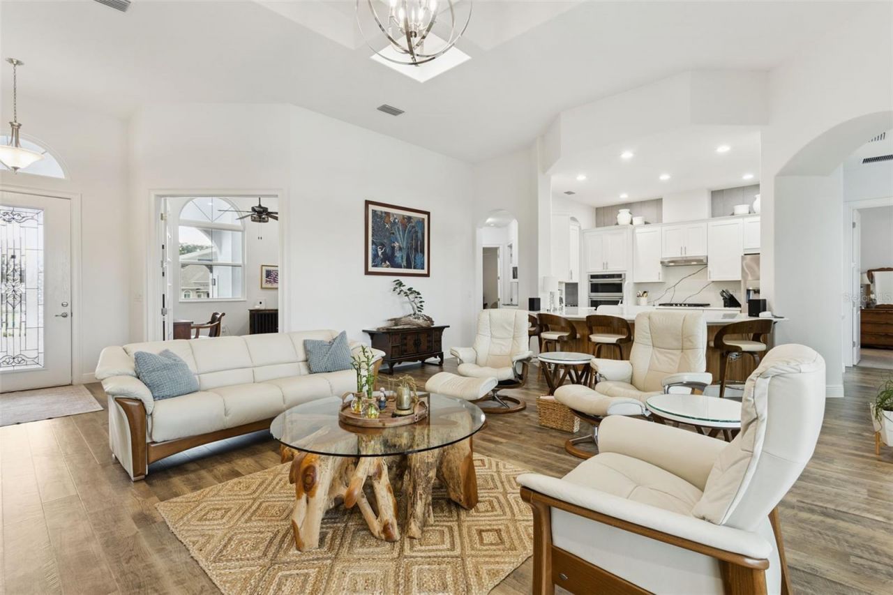 5141 Greens Drive, Lady Lake, FL 32159 Photo