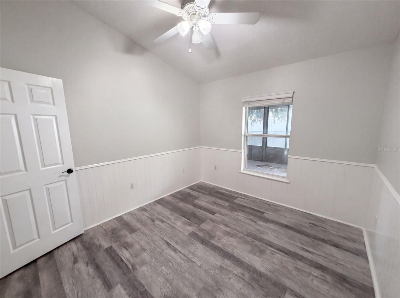 106 Cabrillo Drive , Groveland, FL 34736 Photo
