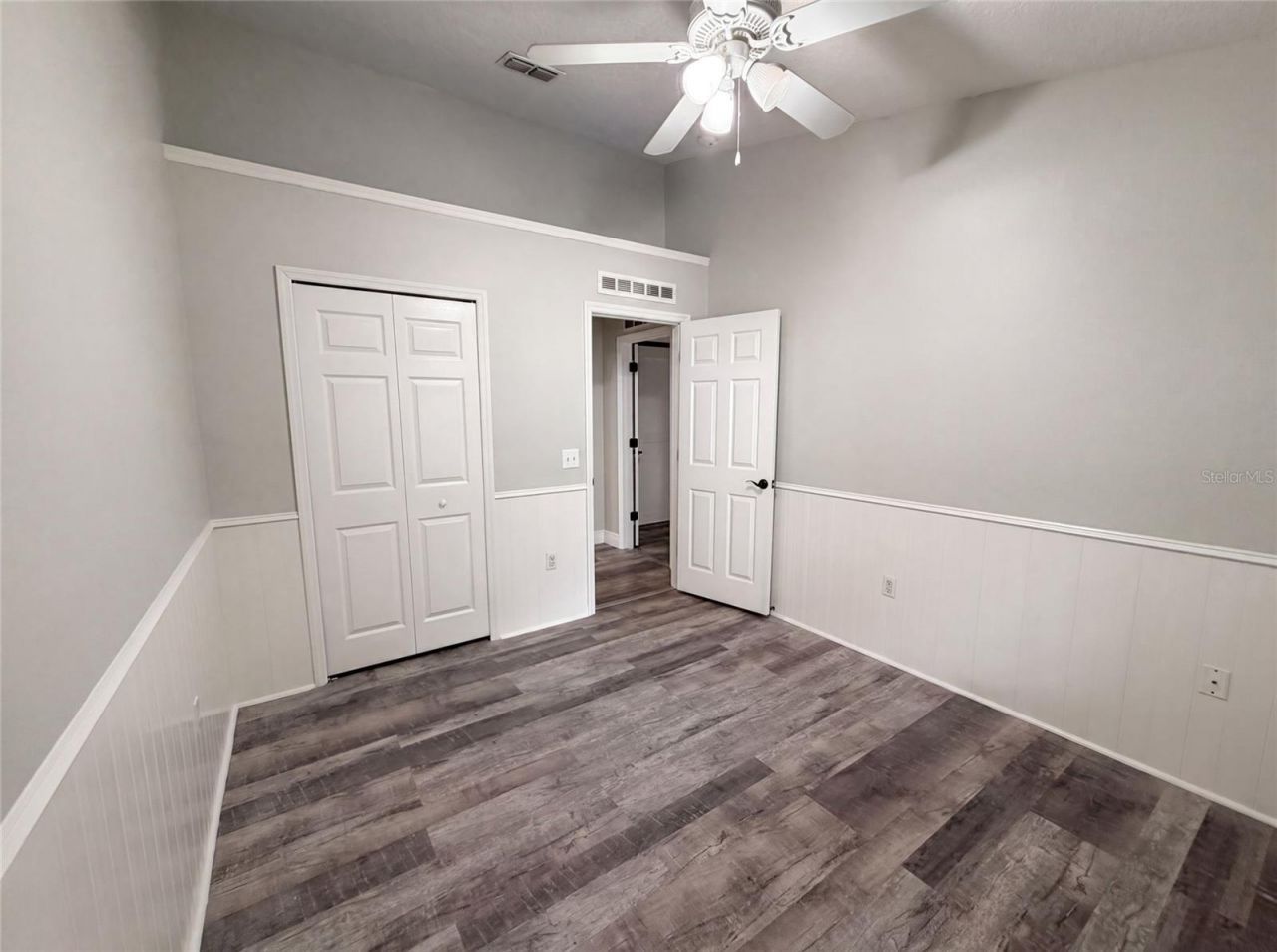 106 Cabrillo Drive , Groveland, FL 34736 Photo